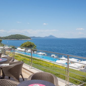 punta-bar-pool